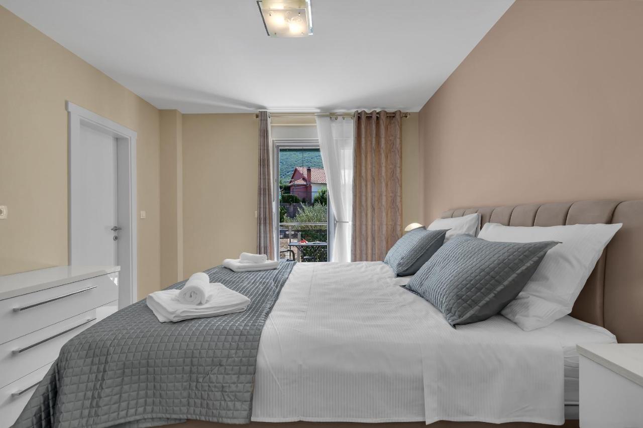 Apartments White House Rastovac Zagvozd 外观 照片