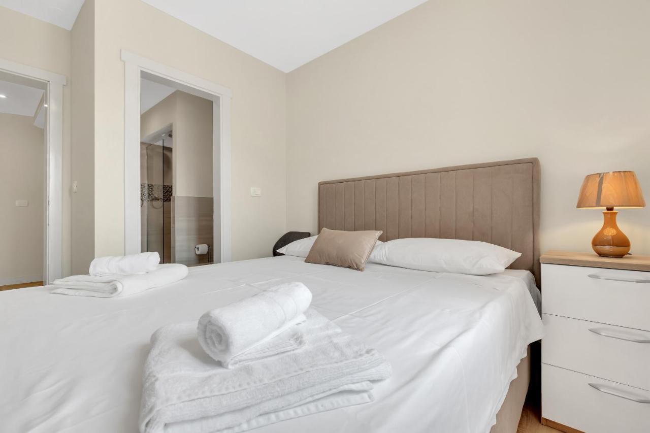 Apartments White House Rastovac Zagvozd 外观 照片