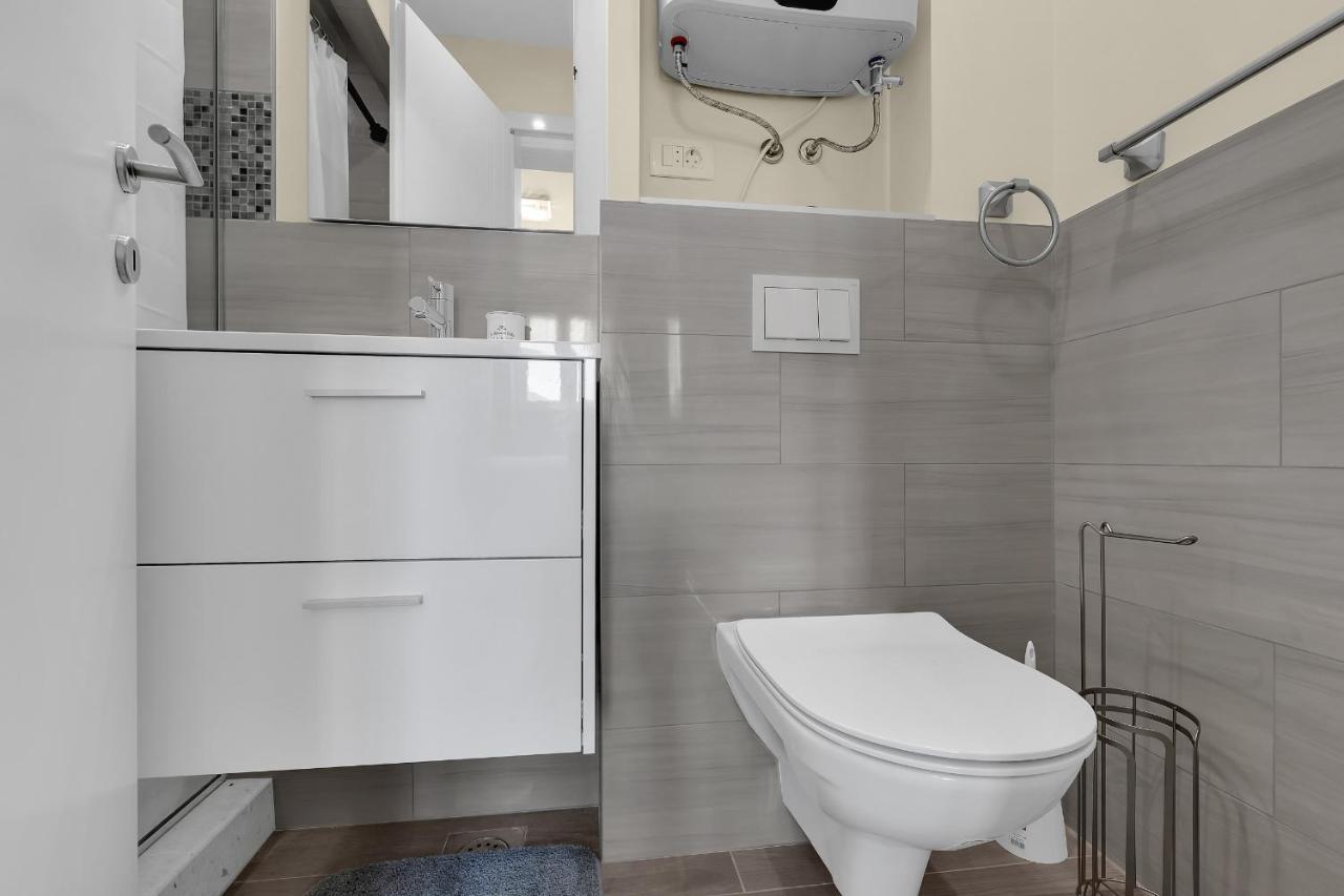 Apartments White House Rastovac Zagvozd 外观 照片